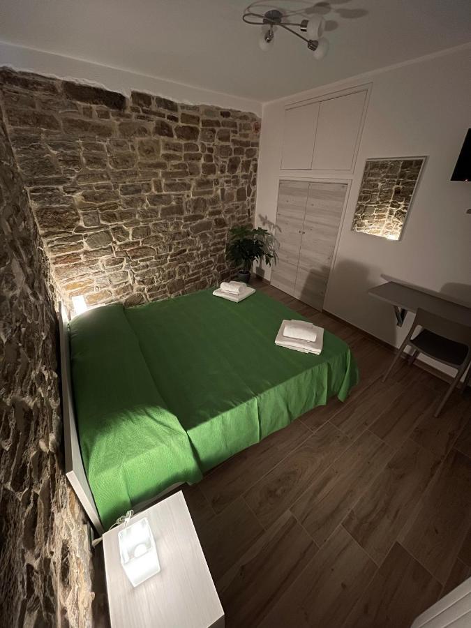 Petra Holiday Home Pietrapertosa Bagian luar foto